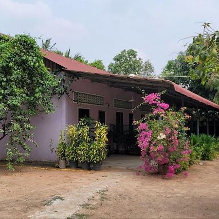 The Purple House Apartment Siem Reap Luaran gambar